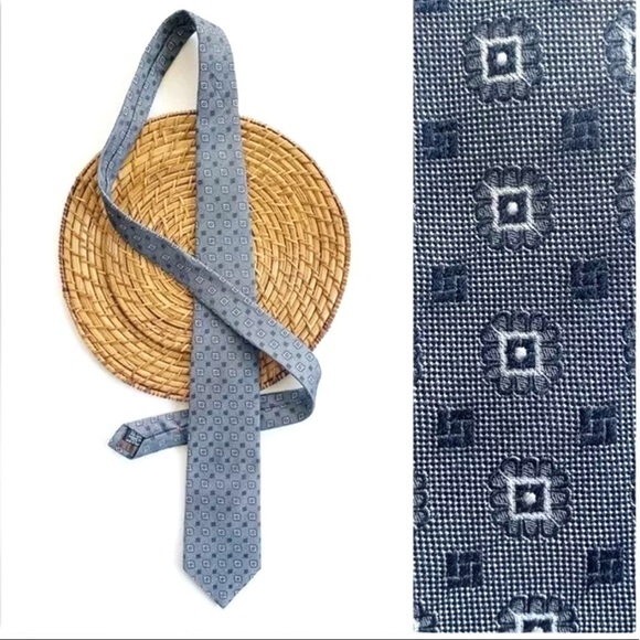 Tailorbyrd Blue White All Over Print Silk Neck Tie - Picture 2 of 8